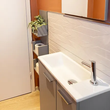 Löwenherz Apartment *